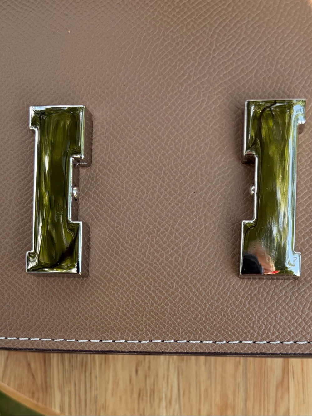 Silver Hardware Real Leather Shoulder/Crossbody bag with and H Closure - Picture 7 of 12